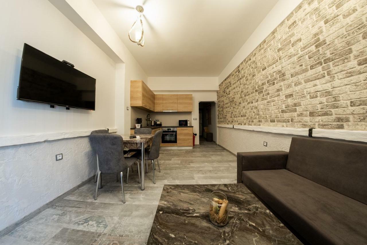 Sofia Downtown Life Apartment Exterior photo